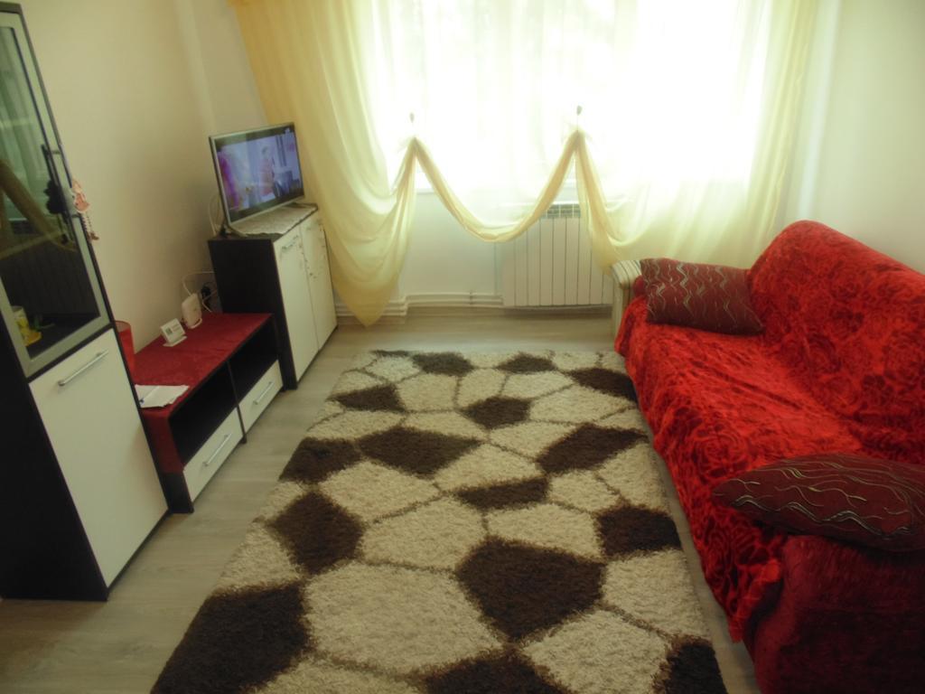 סוסאבה Lary Apartament מראה חיצוני תמונה
